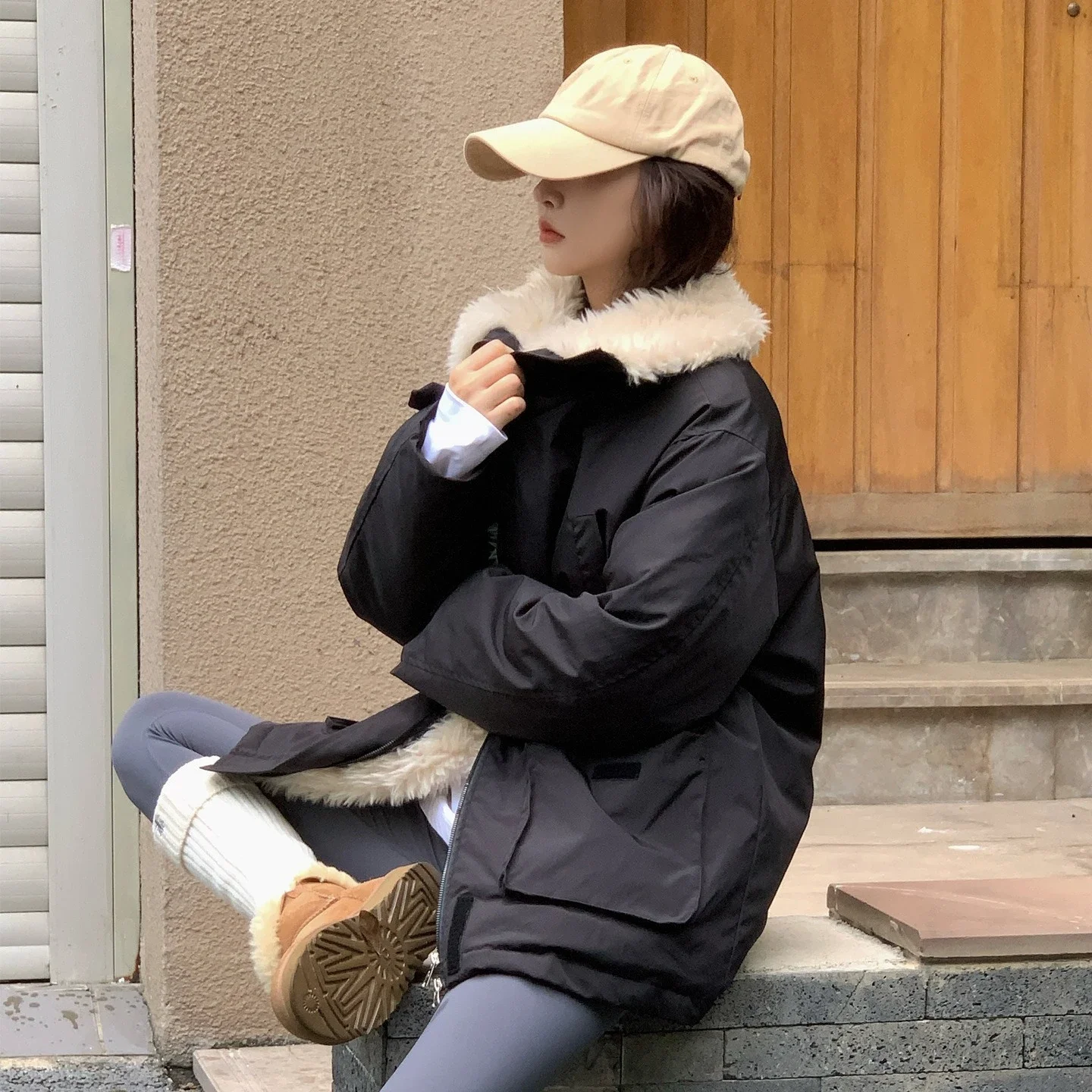 New in Women's Outerwear Casual Loose Retro Cotton Jacket Thick Warm Women's Style Overcoming Top for Autumn Winter 2026
