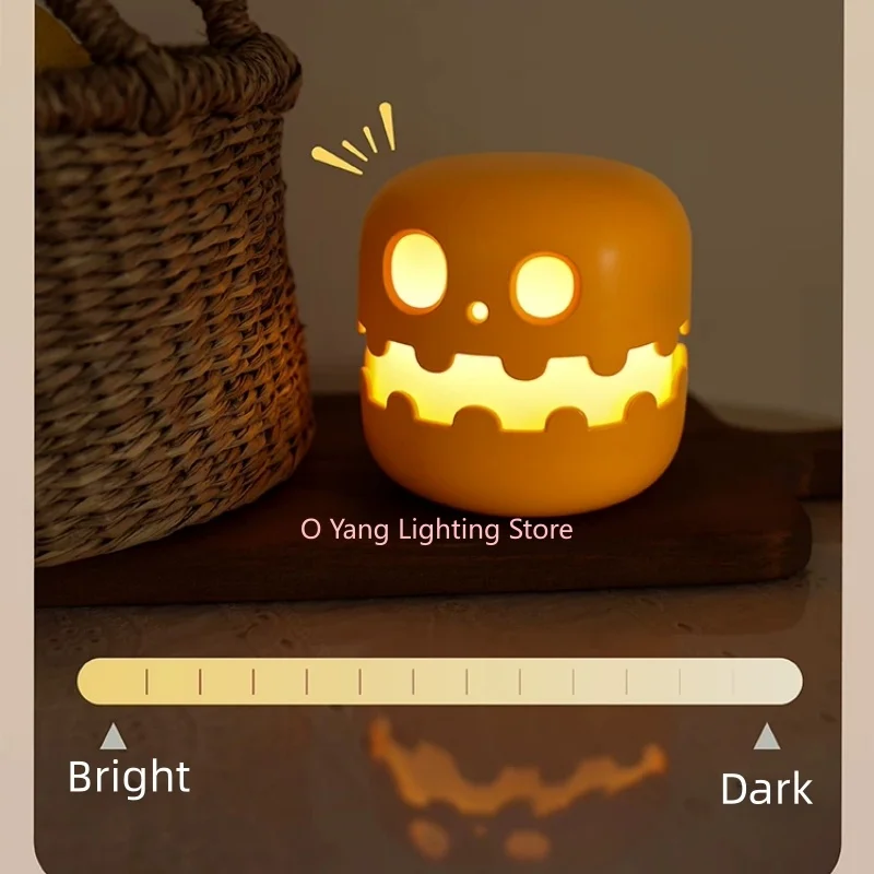 New Designer's Smiling Pumpkin Night Light, Funny and Creative, Student Birthday Gift, USB Charging Model, 30 Minute Brightness
