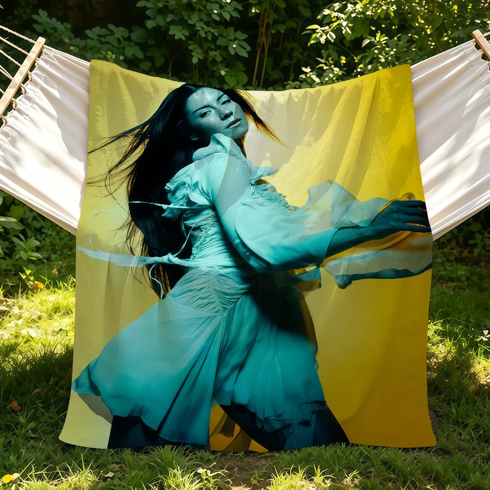 Singer M-Marina Princess Of Power Blanket Suitable For Sofas Beds Offices Cars Outdoor Travel An Ideal Gift For Friends Family