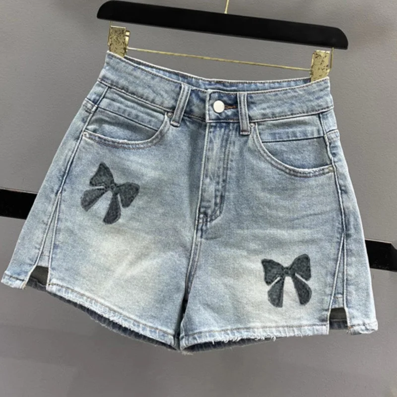 

Split embroidered shorts for women in summer 2025, high waist, loose fit, slimming A-line wide leg pants, retro spicy hot pants