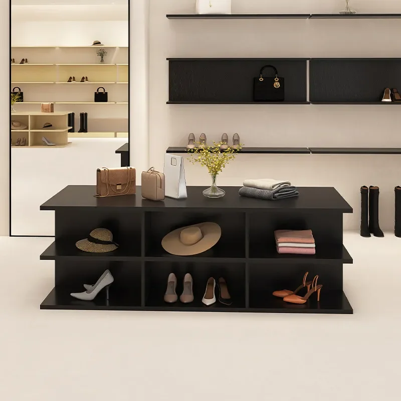 Clothing store, Nakajima table, shoe and bag store, display table in the middle, water table, multi-layer display cabinet, shoe