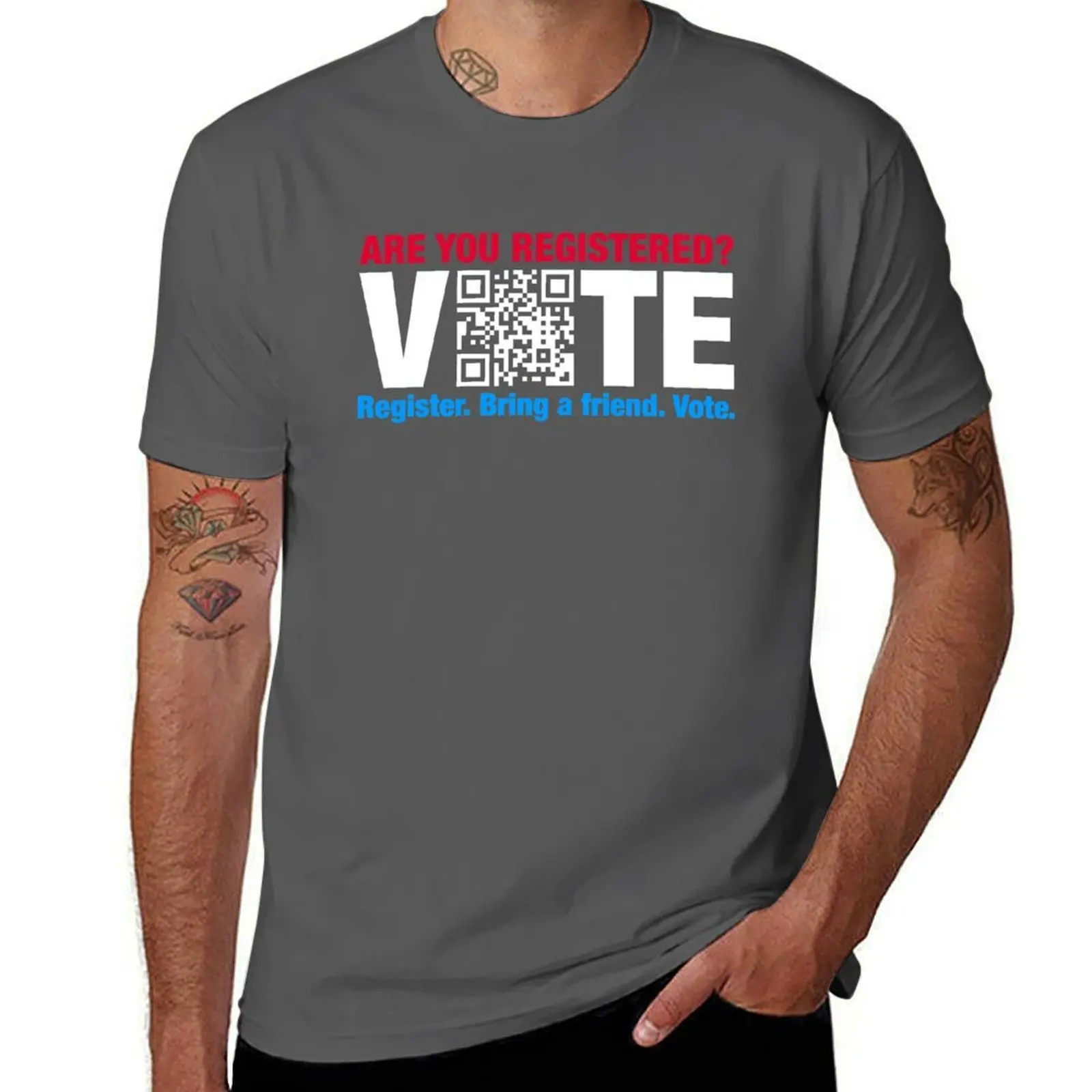 Code QR Vote Election T-Shirt Labor Work Casual T-Shirt