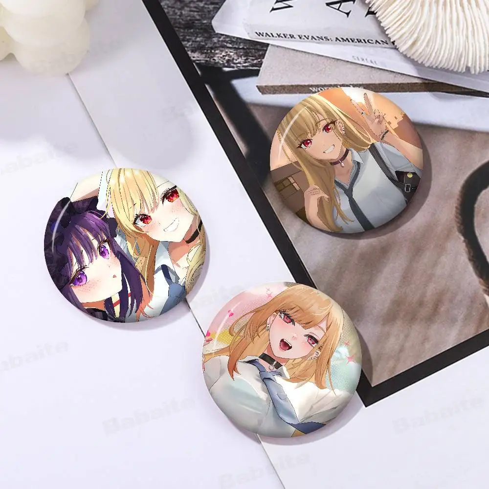 M-My Dress-Up Darling Marin Kitagawa Anime Round Button Pins Slogan Creative Brooches Backpack Decoration Cartoon Jewelry Gifts