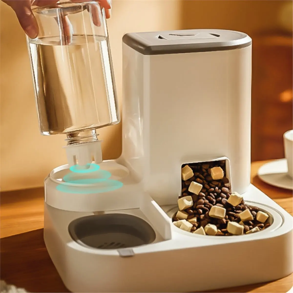 Carefree- Cat Feeder and Water Dispenser, 2 in 1 Automatic Pet Care System, Large Capacity for Small to Medium Dogs and Cats