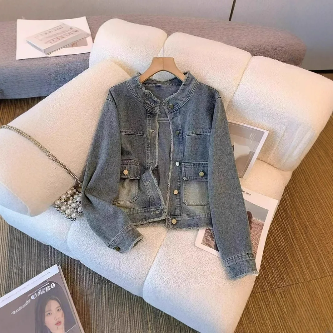 Women's Frayed Edge Cropped Denim Jacket, Stand Collar Button-Down Jean Coat with Pockets, Casual Vintage Washed Outerwear