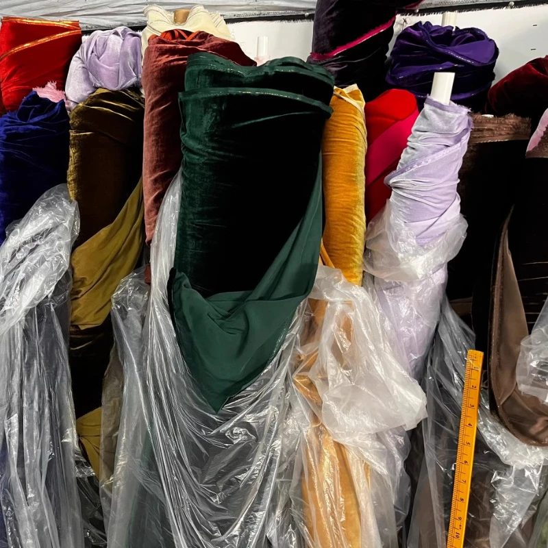 

Solid Color Mulberry Silk Velvet Fabric for DIY Sewing Shirt Pants Tops Dress Clothing Fashion Wholesale Cloth Material