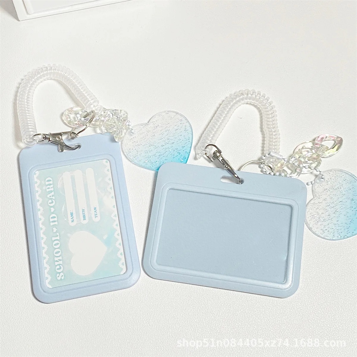 Porte-carte d'identité mignon avec pendentif d'amour, porte-badge Kawaii, couvertures de carte, porte-carte de bus étudiant, manche avec ULà ressort