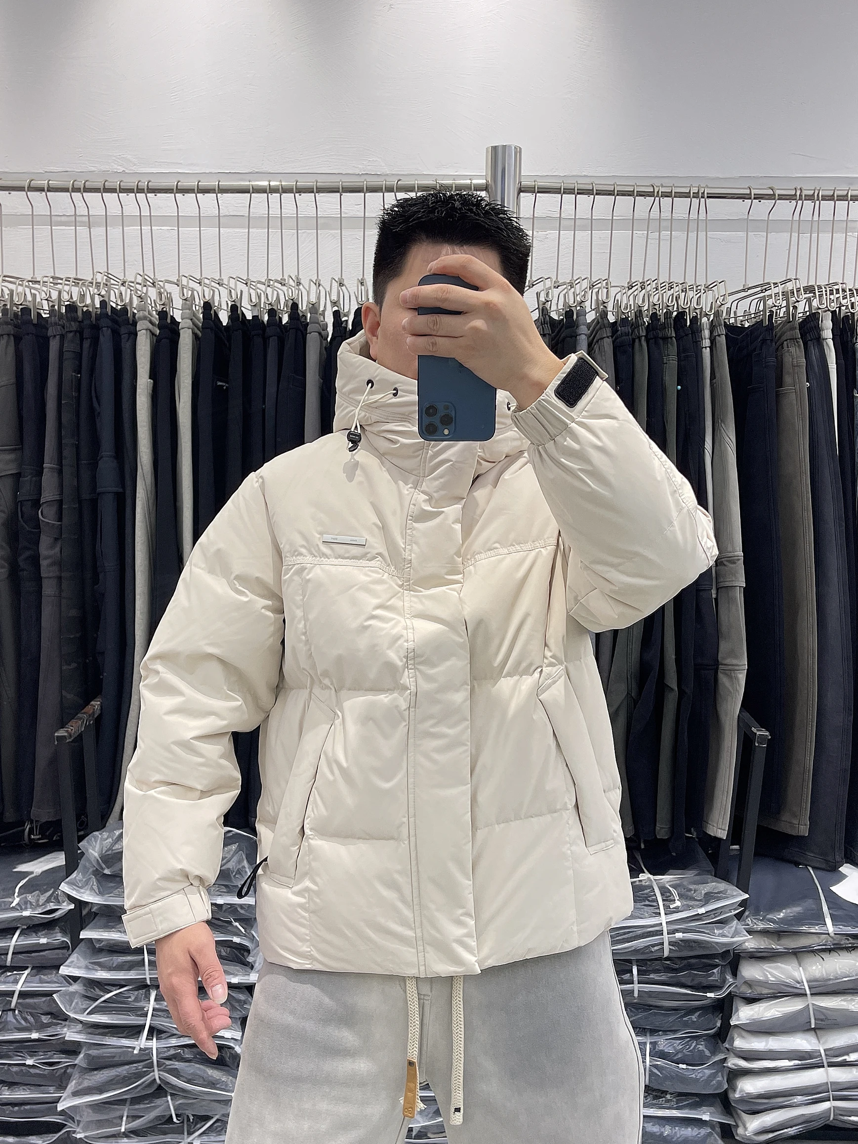 

Thiened White Du down Jaet Hooded Casual Warm Outerwear for Young Men Winter 2025 New Sle Polyester Fiber Coat