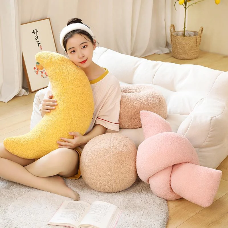 New Style Cute Plush Twisted Ball Pillow Filled Moon Ball Donut Style Throw Pillow Home Decoration Pillow Girls Birthday Gift