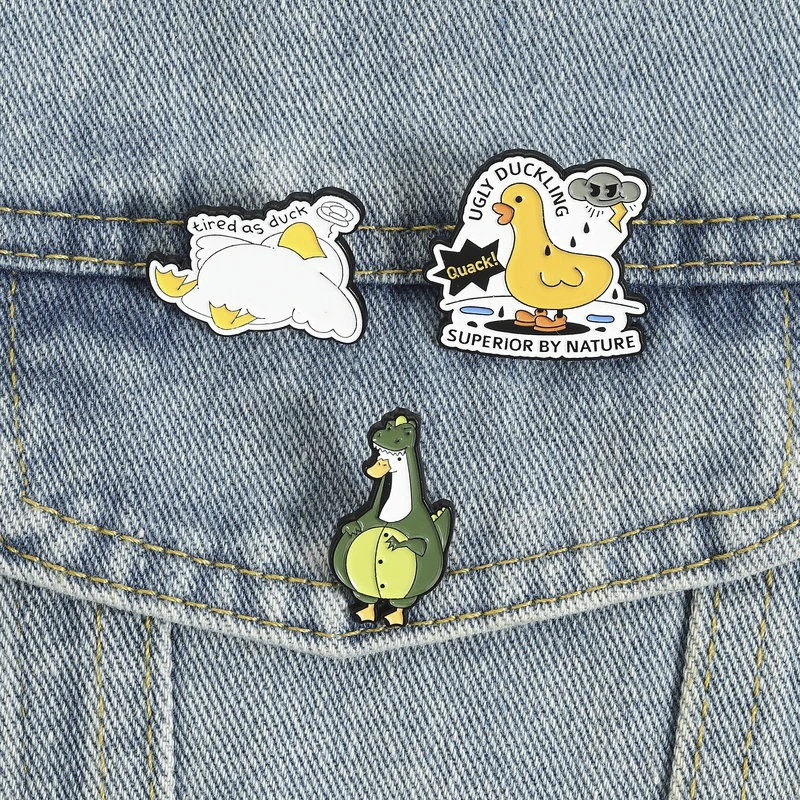 Dinosaurier-Enten-Emaille-Anstecknadeln, Cartoon-Hässliche-Entenküken-Quack-Broschen, Abzeichen, niedlicher, lustiger Tierschmuck, Geschenk für Kinder und Freunde