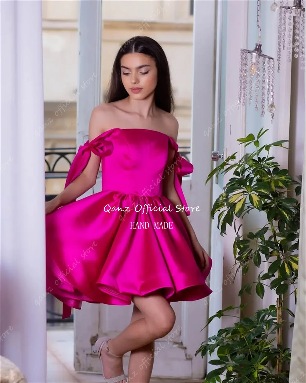 Qanz Fuchsia Short Graduation Dresses Strapless Mini A Line Satin Homecoming Dresses Lace Up Back Vestidos De Fiesta Customized