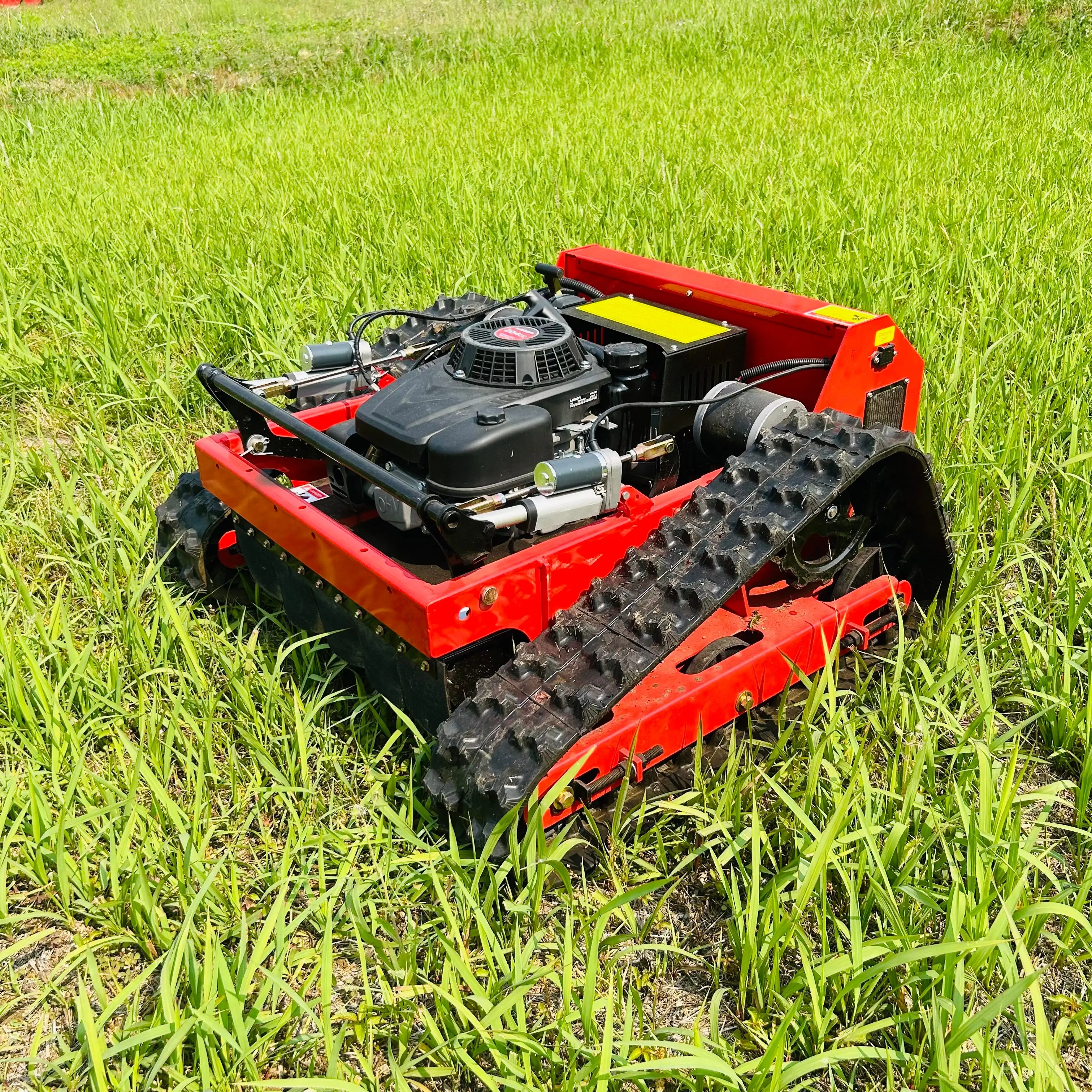 Robotic diesel Cordless Lawn Mower  Electric Blade Lawn Parts