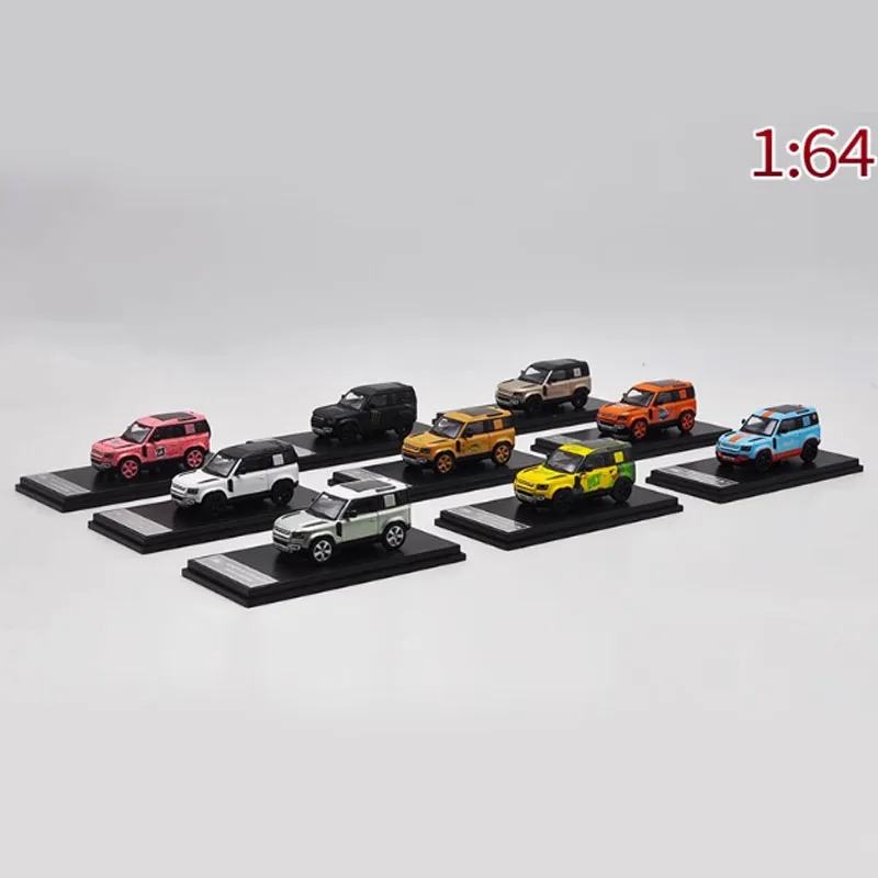 

1:64 Scale Land Rover Defender Camel Cup 90 Simulation Alloy Toy Car Model Static Decoration Scene Matching Gift Ornament