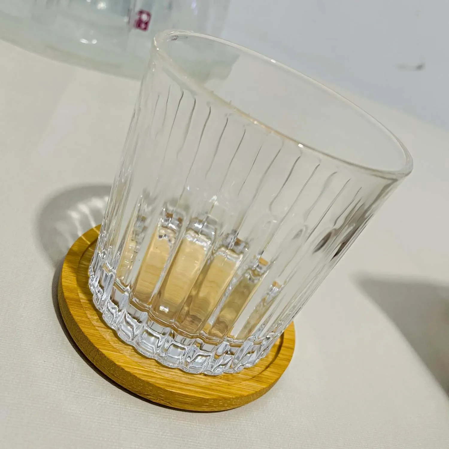 الحصير أدوات المائدة الخشبية الزخرفية مقاومة درجات الحرارة العالية المضادة للانزلاق تحديد الموقع فنجان القهوة منصات زجاجة ماء اكسسوارات المطبخ