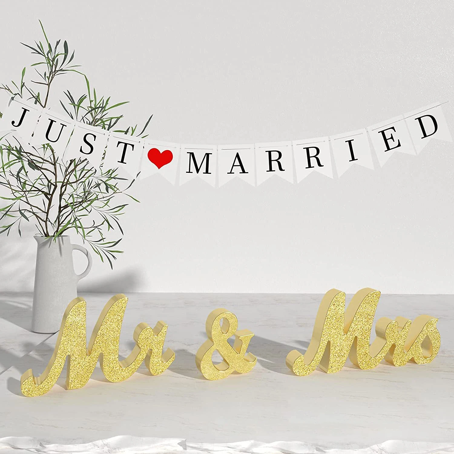 Mr & Mrs wooden with Gold Dust Wedding Decoration Letters Sign For Wedding Table Decor Desktop Ornaments Anniversary Event Prop