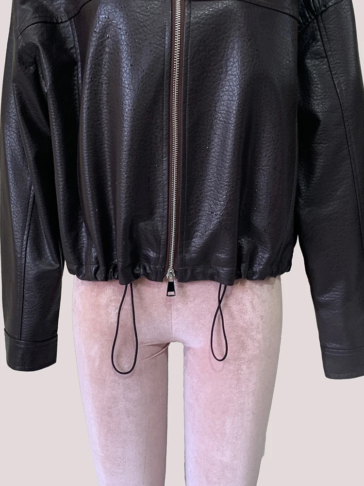 Mauroicardi 봄 가을 짧은 갈색 부드러운 Pu 가죽 자켓 여성 Drawstring 허리 스탠드 칼라 지퍼 업 한국 패션 의류