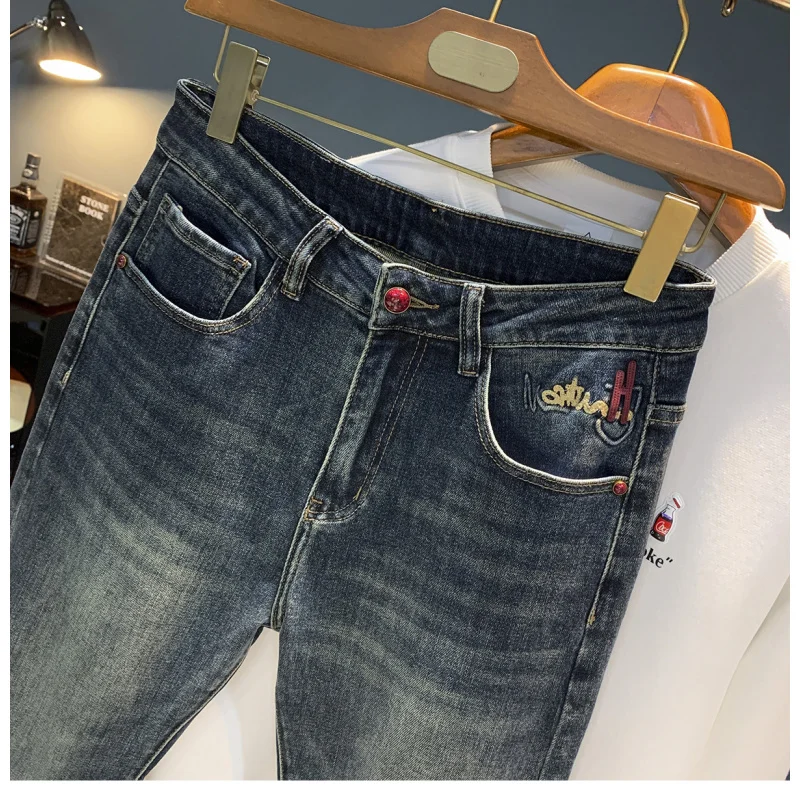 

Autumn and winter jeans men, 2025 new elastic small leg pants, Korean version soft and comfortable thick pants