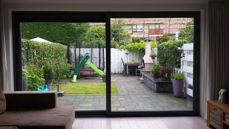 

Home Interior Doors Minimalist Aluminum Frame Sliding Door Powder Coating Custom-made Tempered Glass Door for Sunroom Decoration