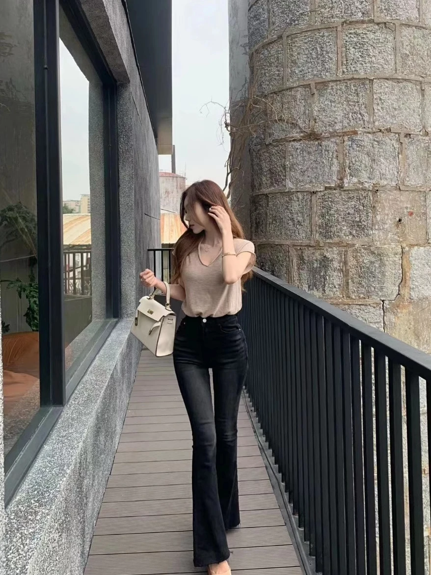 

High Waist Bell Bot Jeans Women's Long Leg Lengthening Slimming Cotton Stretch Denim Blue Jeans with Hip Padding