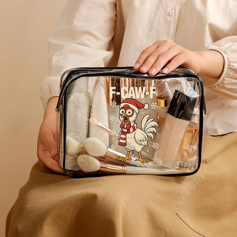 2026 جديد F-CAW-F الدجاج الكرتون نمط حقيبة غسيل PVC وحقيبة مستحضرات التجميل البلاستيكية هدية حفلة هدايا السنة الجديدة هدية عيد ميلاد لصديقتك