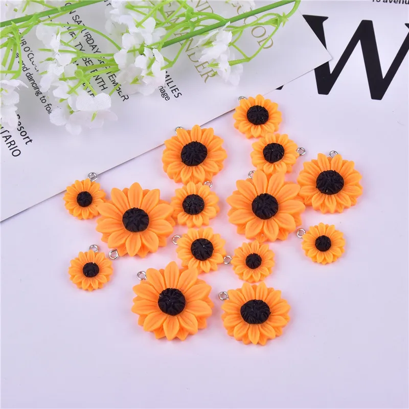 20Pcs 16/18/25/29mm Resin Flatback Sunflower Blossoms Charms Yellow Daisy Flower Pendants for Necklace Earrings Jewelry Making