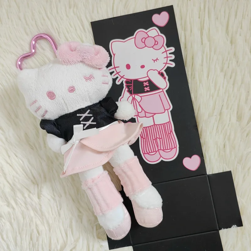 Portachiavi bambola Sanrio Hello Kitty con fibbia a forma di cuore Simpatico cartone animato con gambe lunghe KT Ciondolo per borsa Decorazione zainetto Regali giocattolo