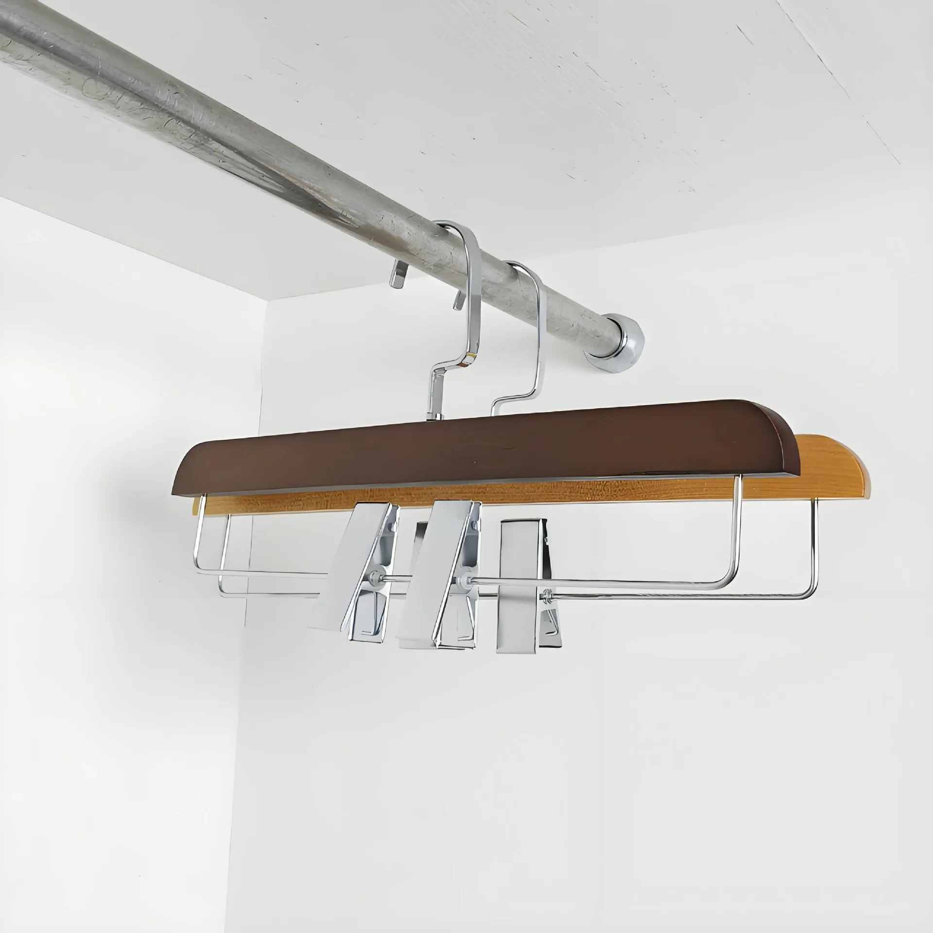 

Solid Wood Hangers & Trouser Racks Household Hotel Clothing Store Garment Racks Skirt Pants Clips Clothes Hangers