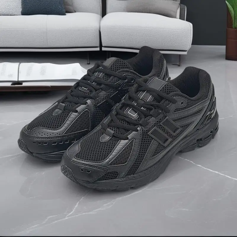 

BootsFashion chunky - sole casual shoes, trendy design, street eye - catching