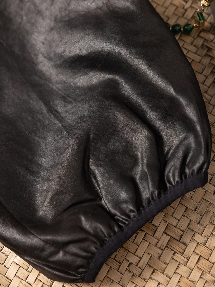 Minimally Designed Black Hollowed Out Shoulder Stand Up Collar 100% Natural Mulberry Silk Fragrant Cloud Yarn Women's Coat