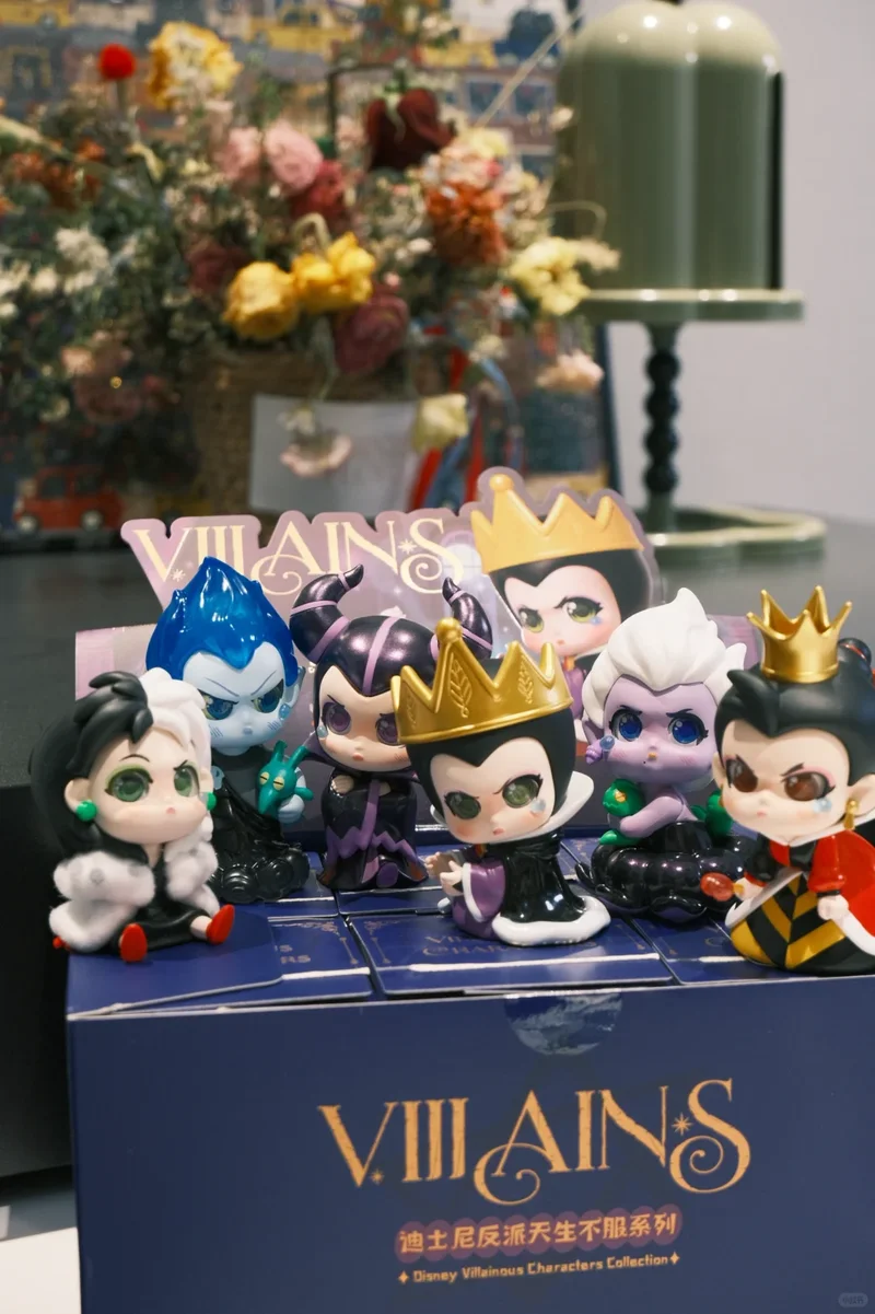 

Original Villain Naturally Dissatisfied Series Figurines Blind Boxes Ornaments Queens Witche Gifts Cute Characters Anime Toys