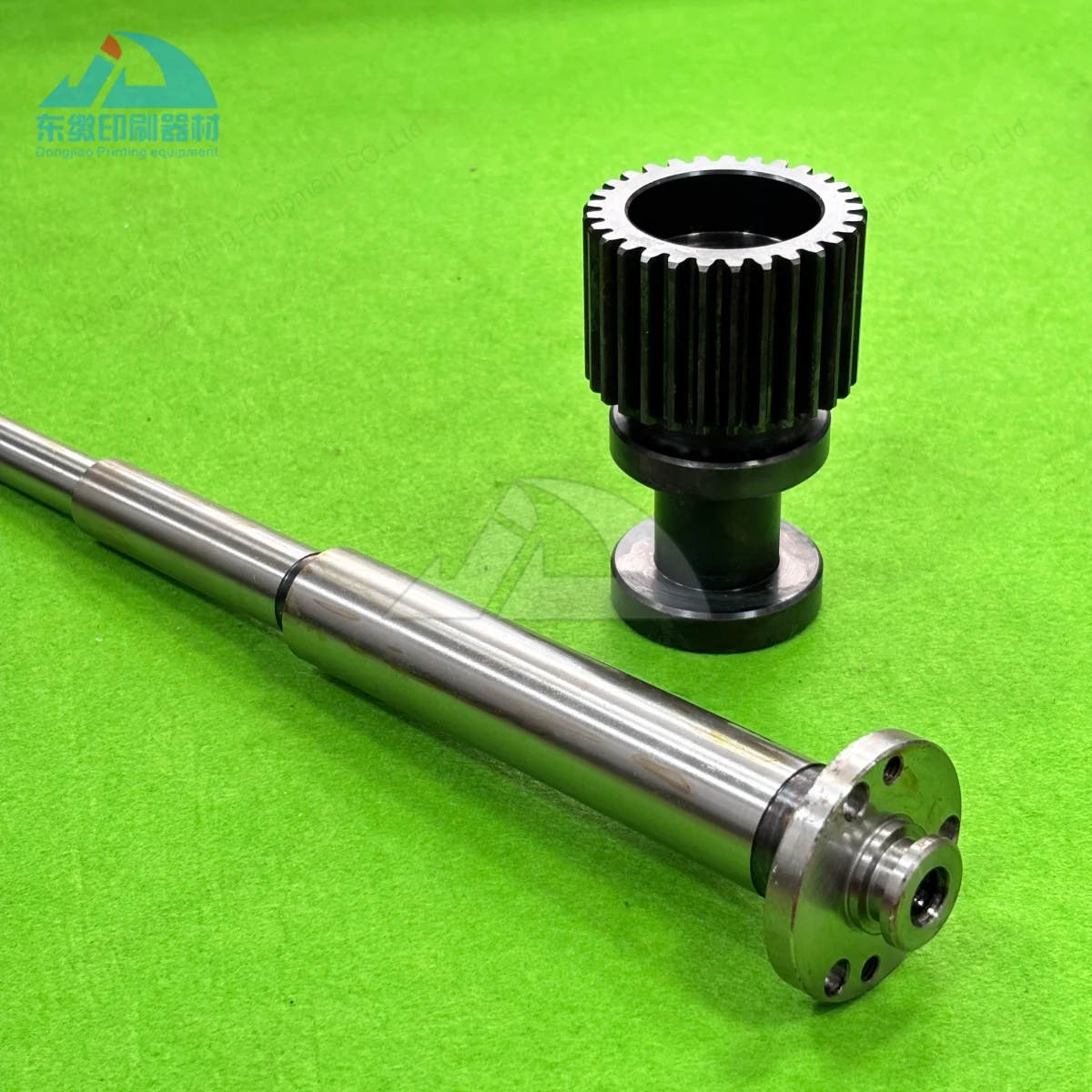 new-1-pc-distributor-cylinder-m2009020-journal-ds-ink-roller-shaft-m2009014-29-teeth-gear-for-pm74-sm74-sx74-printing-parts