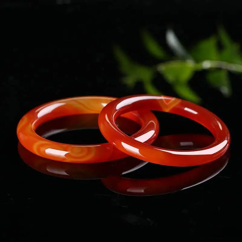 

Natural Red Agate Bracelet Women's Exquisite and Fashionable Thin Round Bar Bracelet
