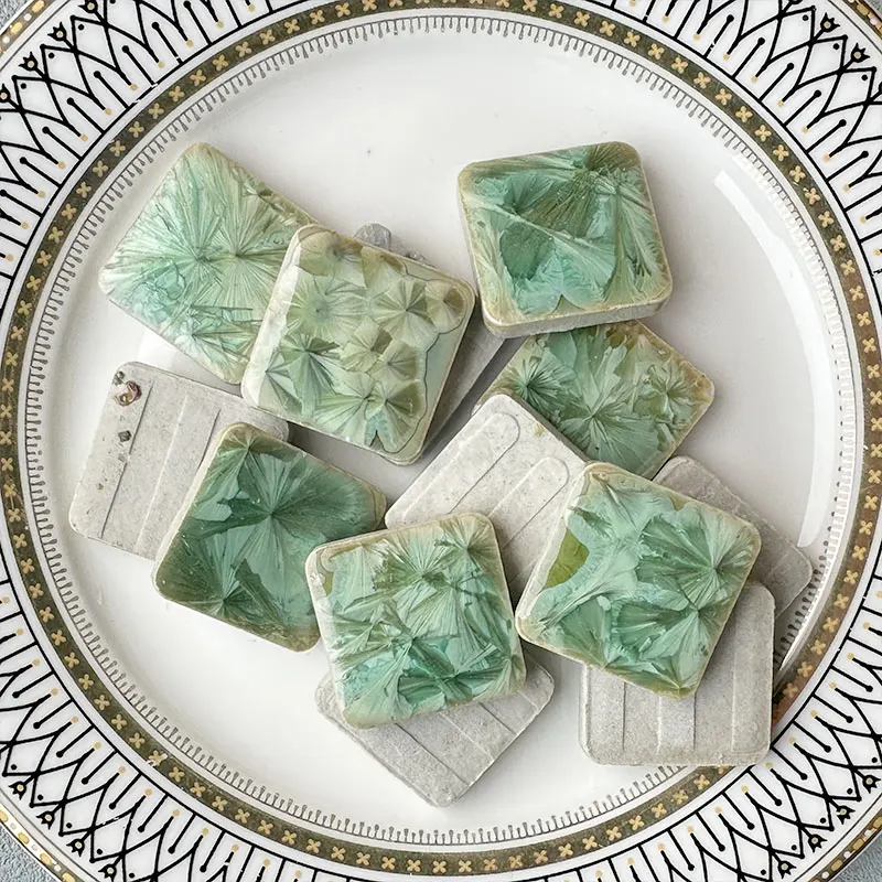 100g Piastrelle a mosaico in ceramica fai-da-te Foglia di vetro a forma di petalo Ornamenti fatti a mano Piastrelle Artigianato da parete Cristallo per materiale decorativo 917