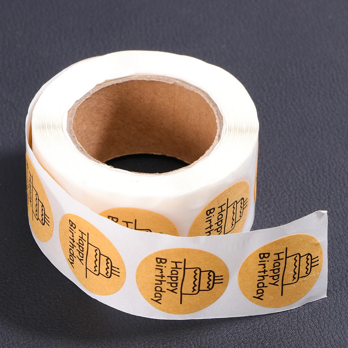 1 Roll Sealing Sticker Happy Birthday Design Self-Adhesive Round Label for Gift Wrap Baking Packaging Party Use