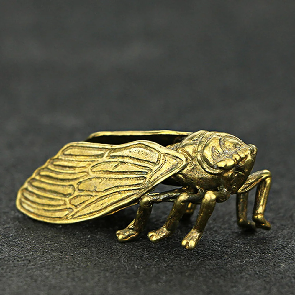 1pc Cicada statue Collection Creative Decor Exquisite Handmade Lifelike Ornaments Pure Brass Portable Practical