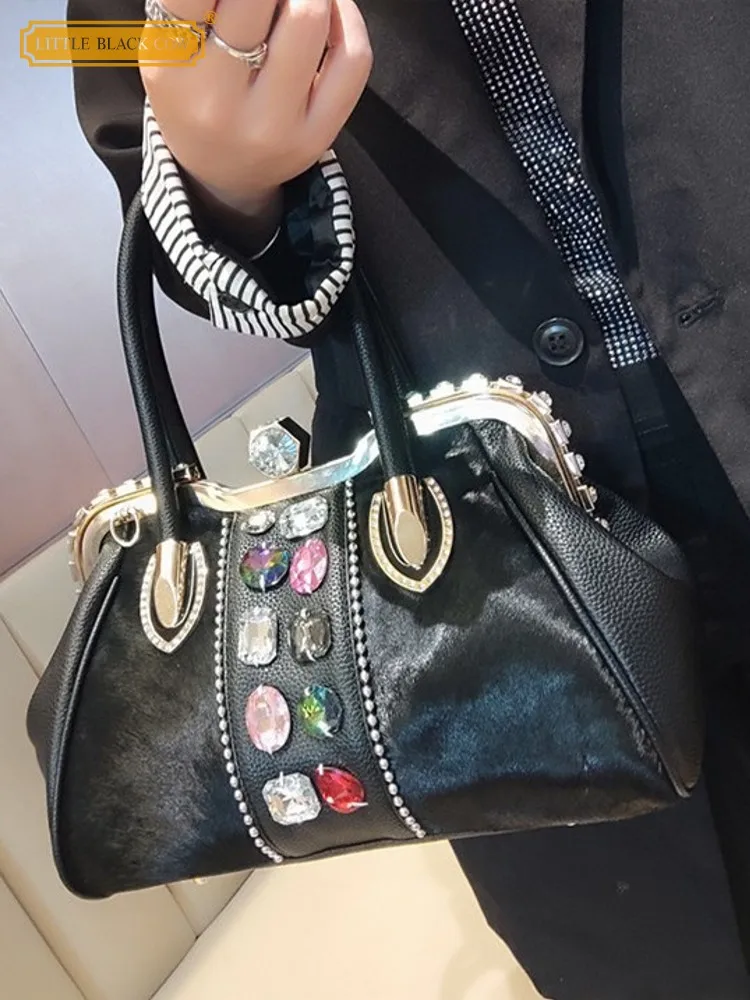 

Универсальная женская повседневная дизайнерская женская сумка через плечо из мягкой кожи с пряжкой и бриллиантами на одно плечо, женская сумка через плечо под мышками