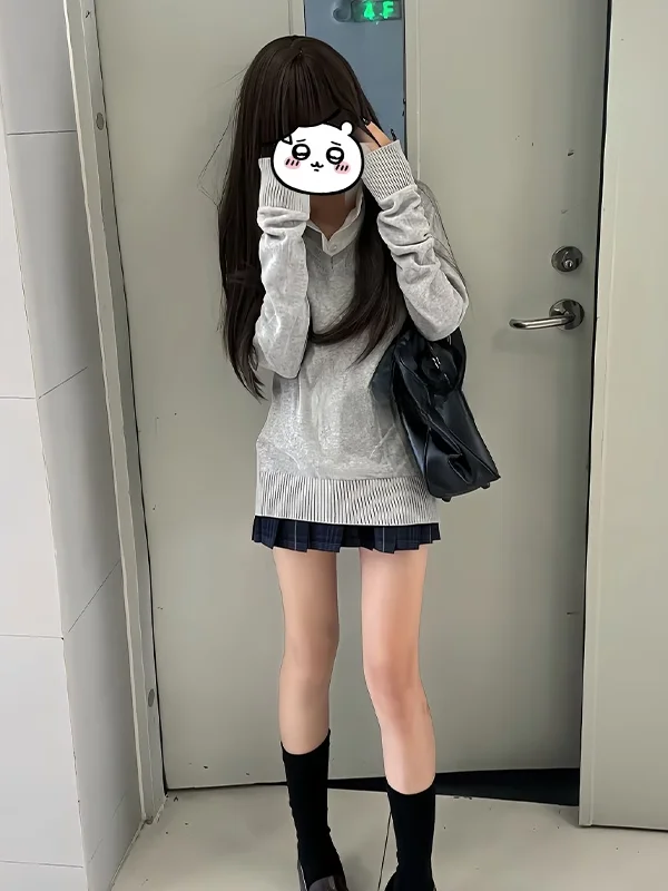 

Loose Fit V-Ne Knitted Sweater ey Long Sve Autumn Winter Jk orm Sle Lazy Faion Sweet Sle Chinese Knitwear