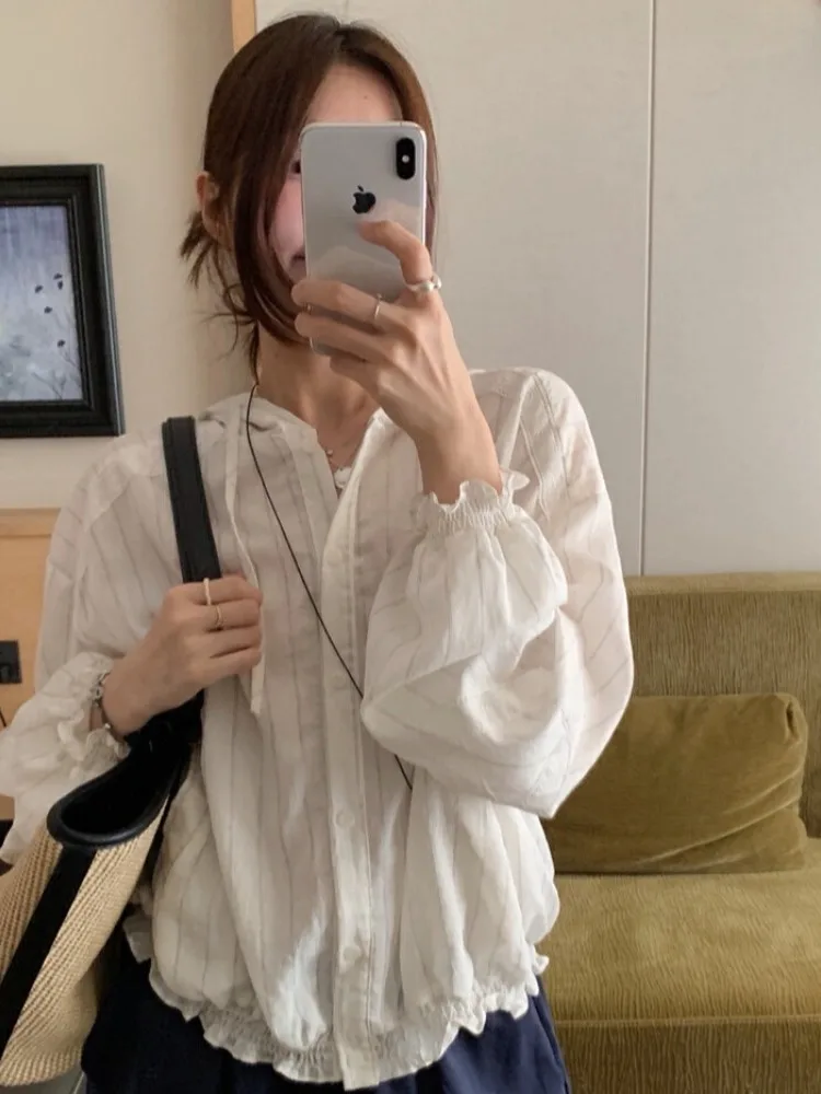 หมวกปีกกว้างลายทางสำหรับผู้หญิง ฤดูร้อน พร้อมเสื้อคลุมกันแดด สไตล์เรโทรอเนกประสงค์ วัสดุคุณภาพสูง ใส่สบายๆ