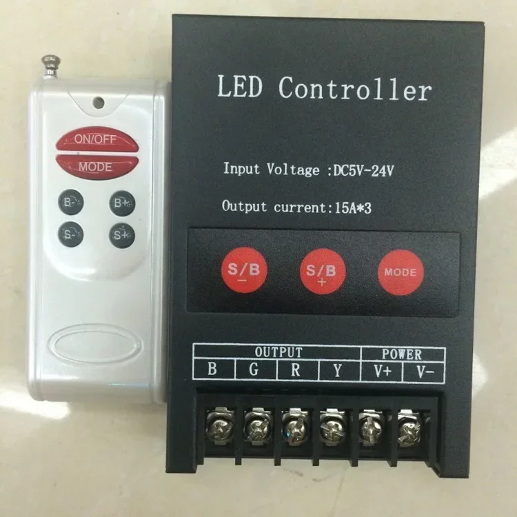 Colorful button 360W controller 5-24V colorful light strip module signal repeater amplifier 30A