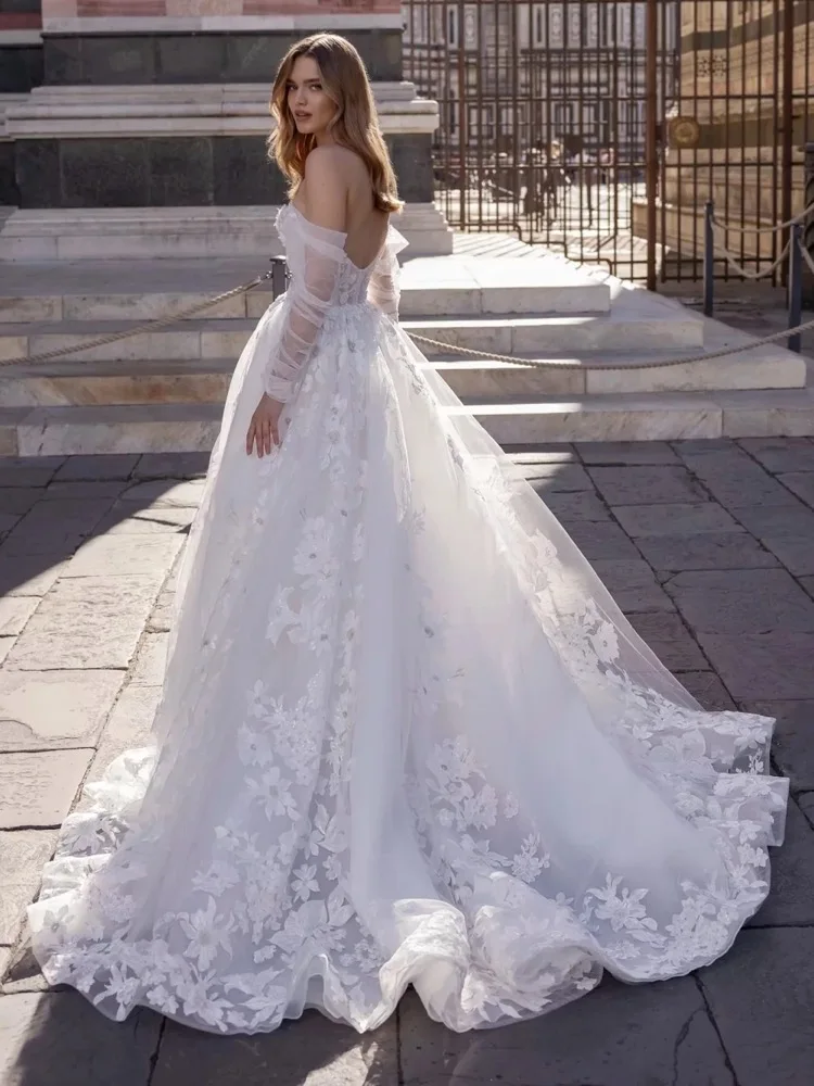 

2025Classic Lace Appliques Wedding Dress Graceful Off The Shoulder Bridal Gown Sparkly A-line Bride Robe De Mariée Customized