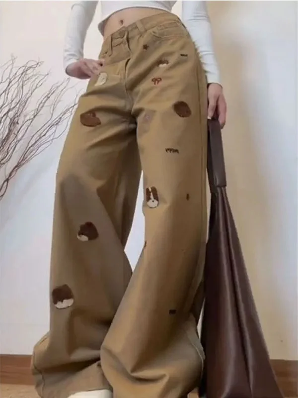 กางเกงยีนส์ปักลายหมีสีสันสดใสสำหรับผู้หญิง เอวสูง ทรงหลวม ขาตรง ขากว้าง ดีไซน์ใหม่สำหรับฤดูใบไม้ร่วง สไตล์ลำลอง