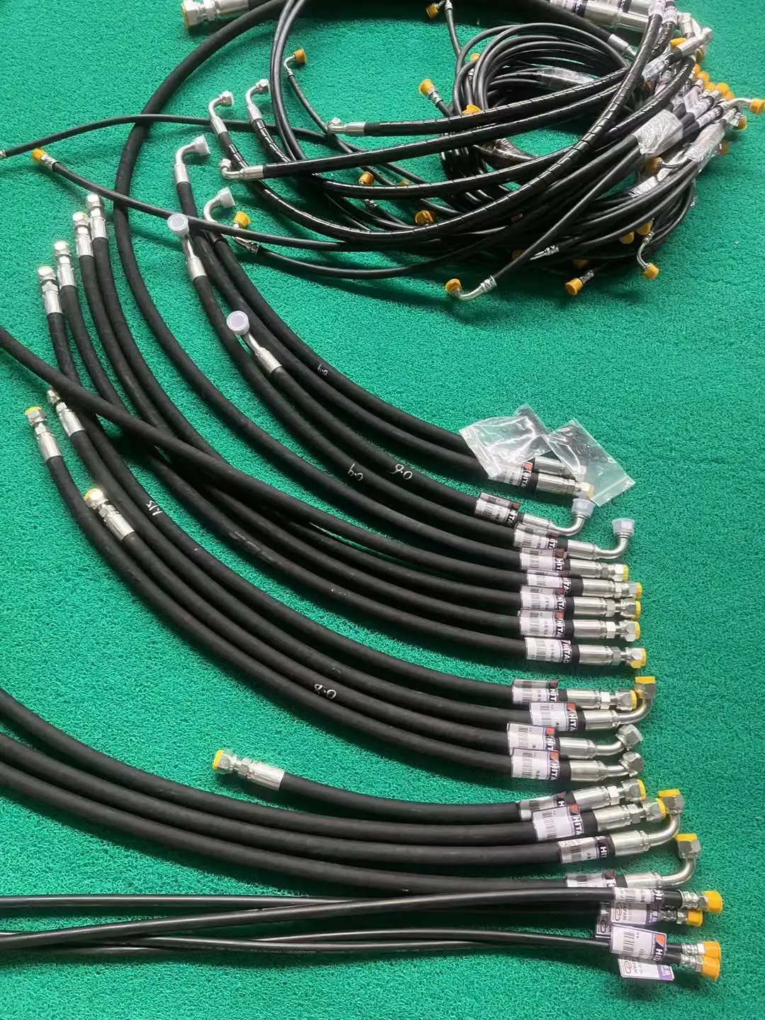 

ZA270-5 Комплект гидравлических шлангов экскаватора с клапаном, новый для строительных материалов, магазинов, отелей, розничной торговли, ремонта растений