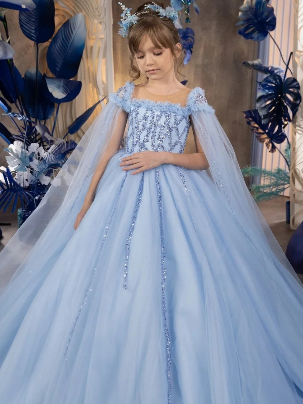 Sky Blue Girls Luxury Beaded Dresses For Birthday Party Elegant Charming Cape Sleeve Kids Princess Gown Wedding Outfit 2-14Y