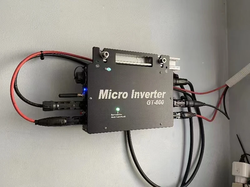 1400W PV Inverter Manufacturer For IP65 Waterproof MPPT Tracking Solar Micro Inverter For Home Solar System