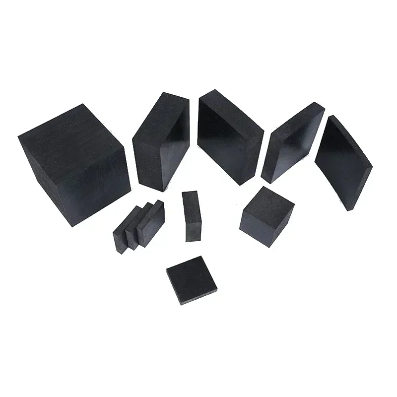 Schwarzer Industrie-Gummiblock – Elastisch, Rutschfest, Dämpfend – Größen 50x50, 100x100, 200x200 Mm, Shore 65