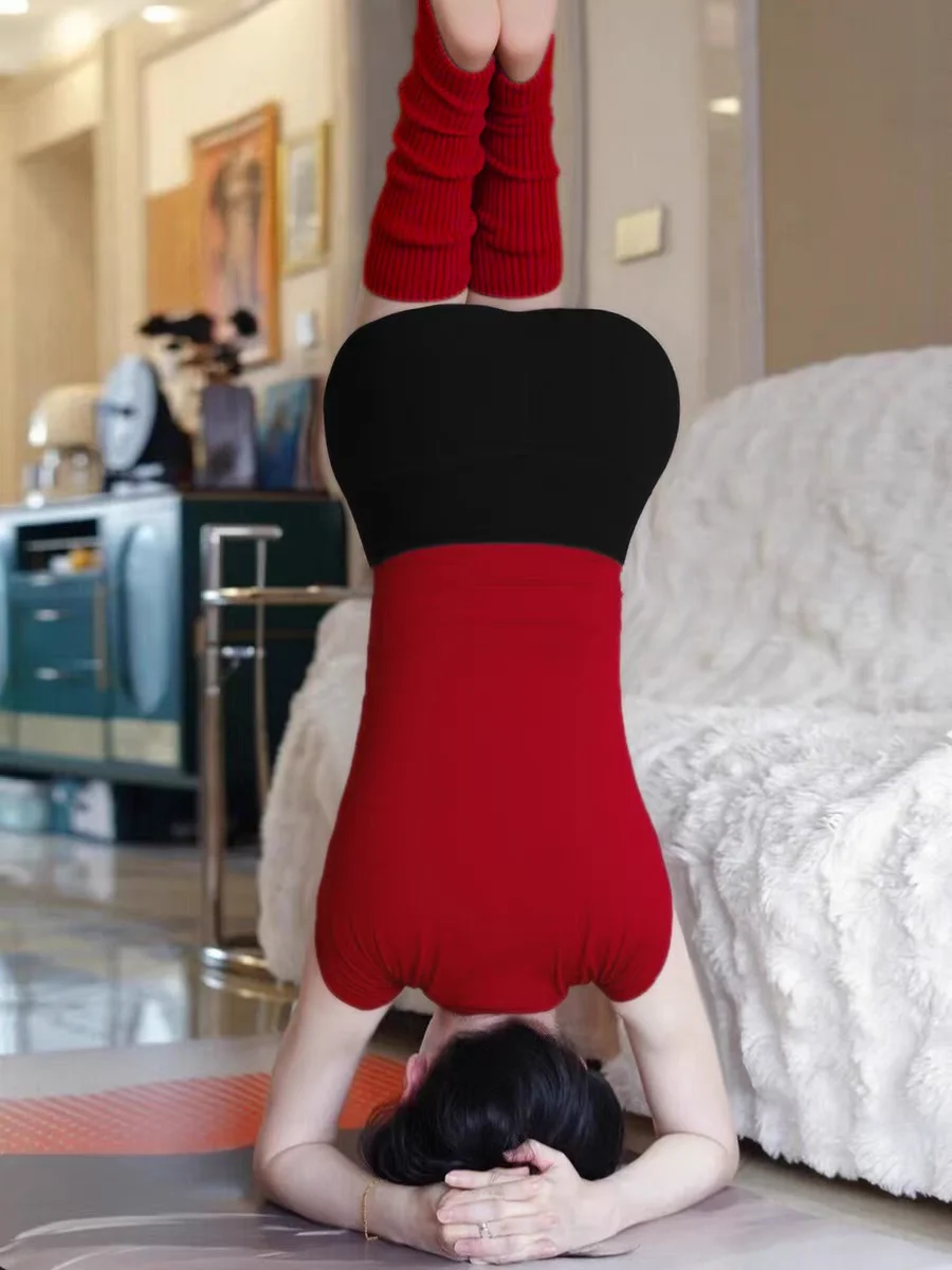 Ropa de yoga roja Top Svel para mujer Hermoso Pilates al aire libre Estética alta Slim Fit Chaleco deportivo Casual Sle con Ches...