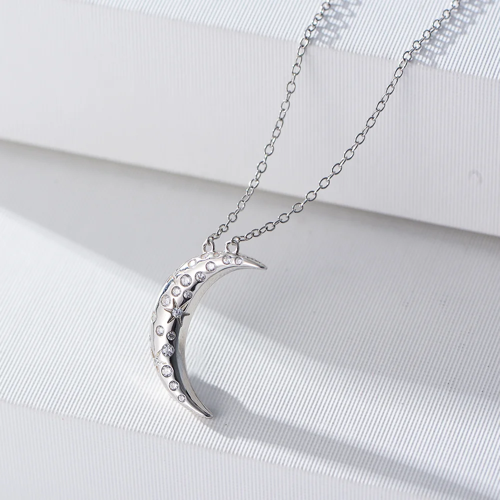 

Korean Style S925 Sterling Silver Niche Necklace, Original Zircon-Embedded Moon, INS Minimalist Collarbone Chain for Women