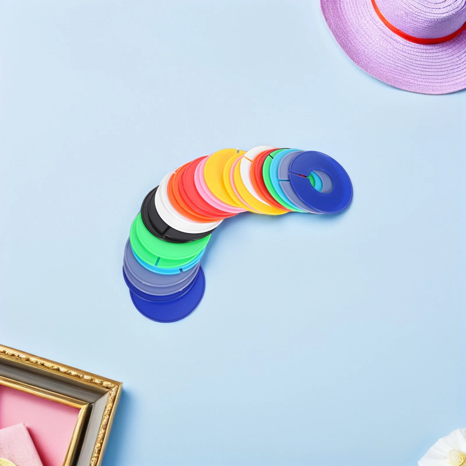 30 قطعة فواصل رف الملابس منظمات الملابس المستديرة علامات حجم مشفرة الألوان لفرز الملابس شماعات بلاستيكية