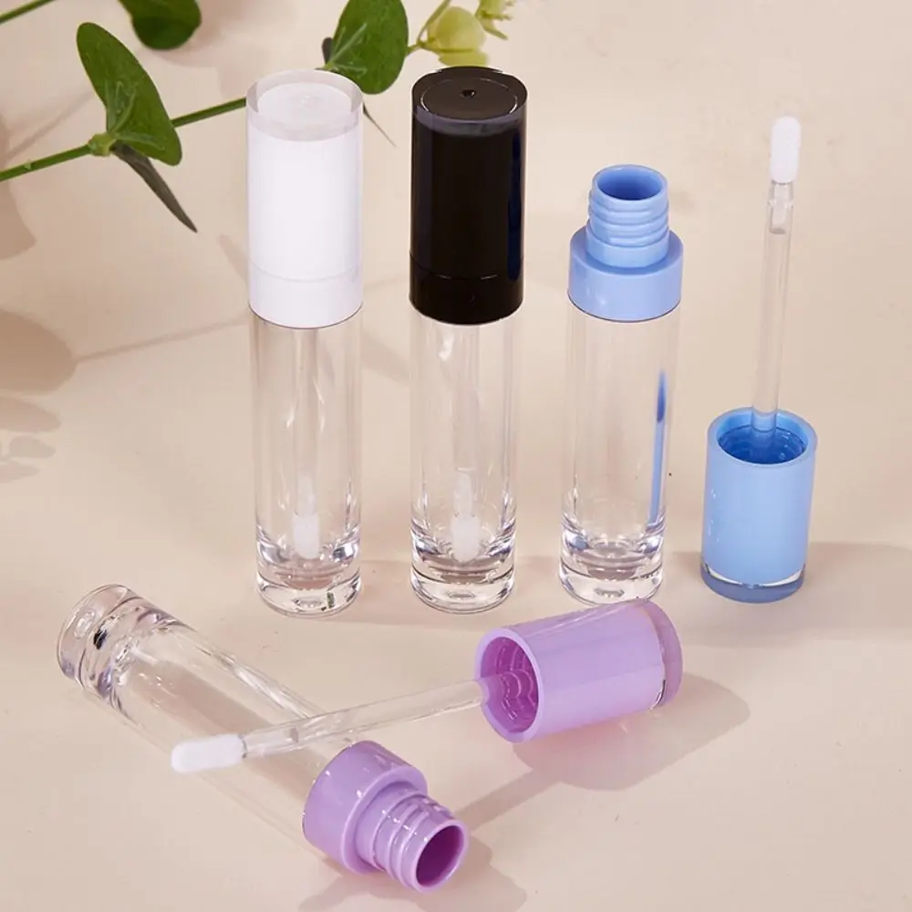 Tubo per lucidalabbra colorato fai-da-te con pennello Contenitore per smalto per labbra ricaricabile vuoto Contenitore per cosmetici per stoccaggio campioni da 8 ML Bellezza