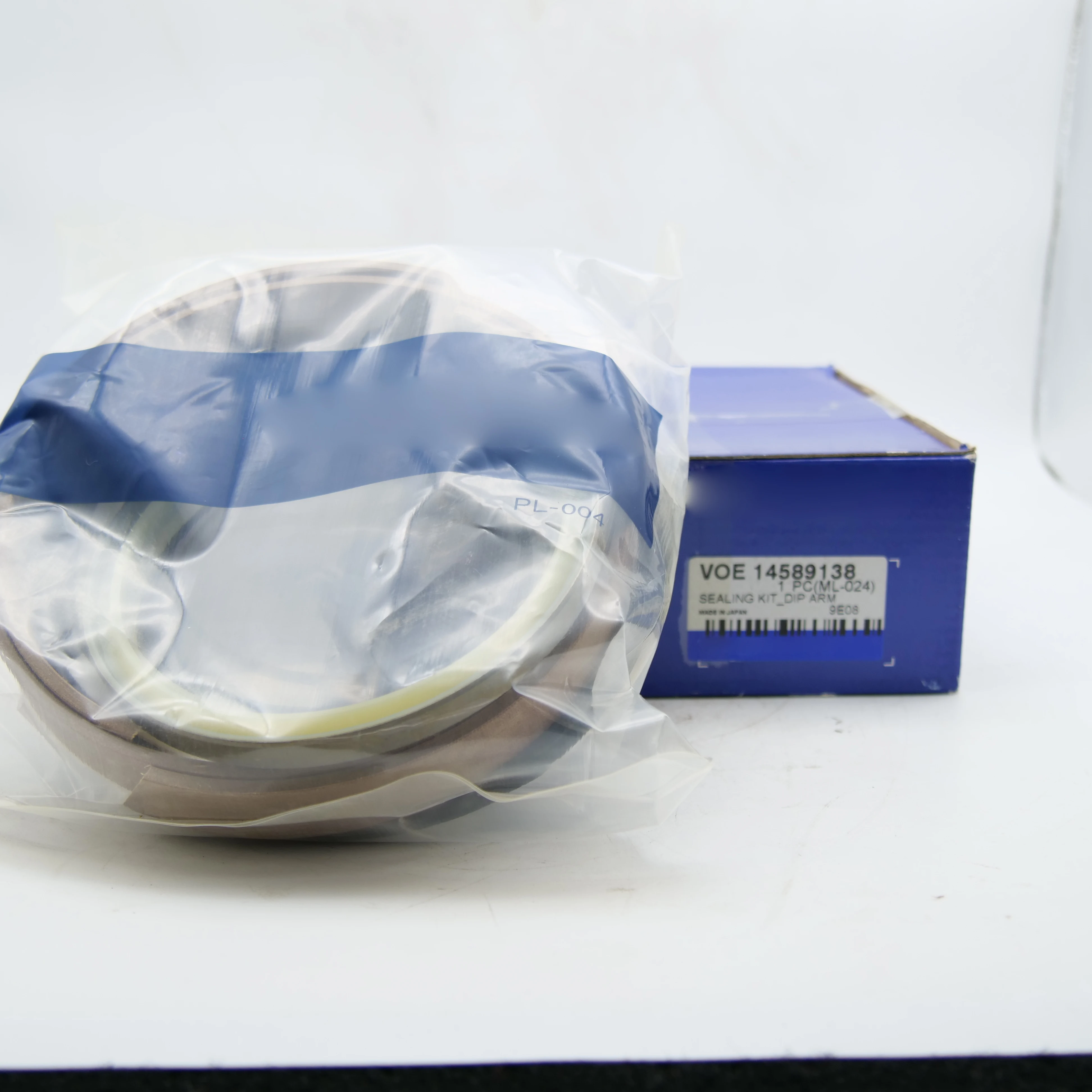 

VOE 14589138 14563892 EC240B EC250D EC290B BLC Arm Cylinder Seal Kit For Volvo Excavator